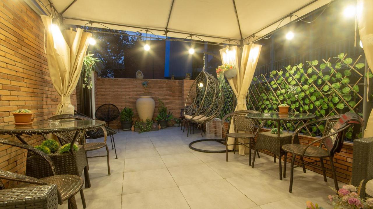 hotel terrace Tiflis Exterior foto